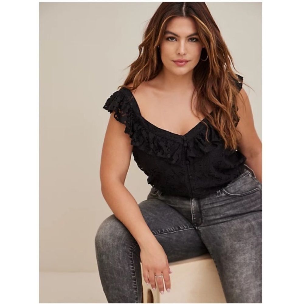 Torrid Black Lace Ruffle Top Contemporary Feminine Casual Event Date Girls Nite